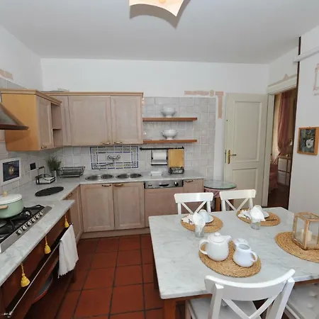 Porta Medievale Del Campo Apartamento Iseo